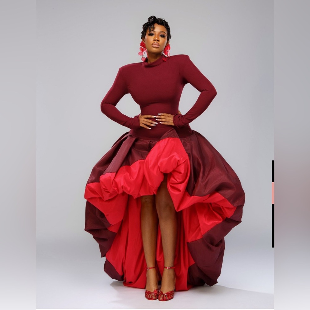 Elegant Burgundy and Red Gown XS